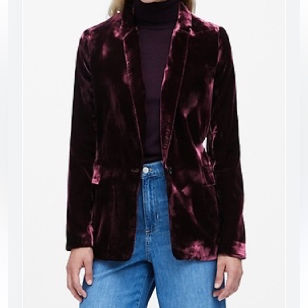Banana Republic Crushed Velvet single button Blazer in eggplant / plum Size 14